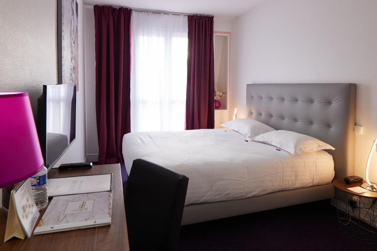 Hotel Le Beffroi Dreux Ngoại thất bức ảnh