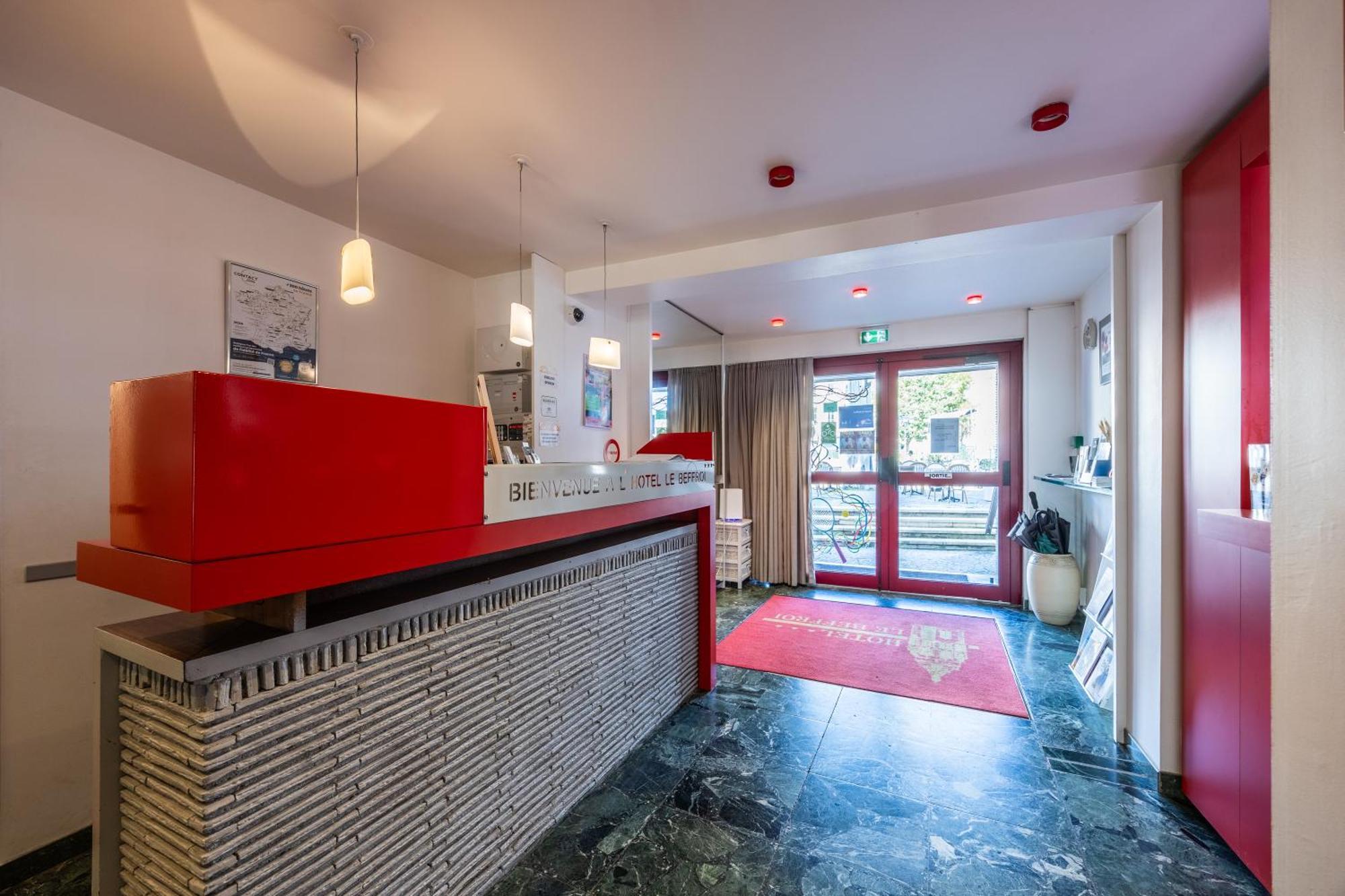 Hotel Le Beffroi Dreux Ngoại thất bức ảnh