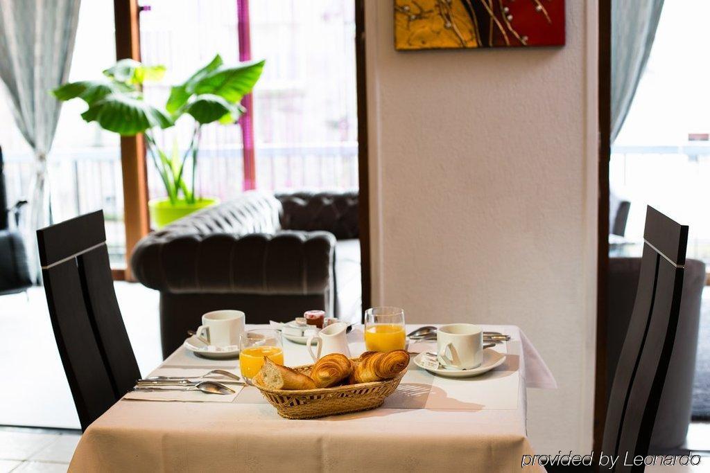 Hotel Le Beffroi Dreux Ngoại thất bức ảnh